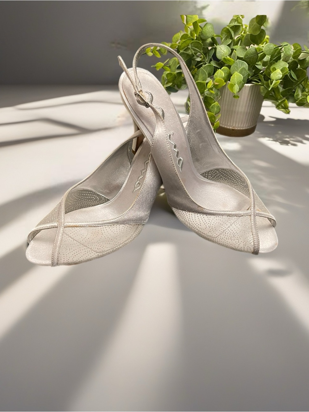 Elegant Women's Silver Slingback Peep-Toe Heels